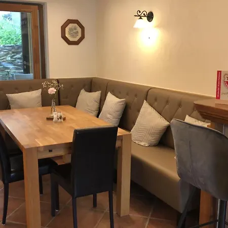 Rheinliebe Bistro Und Guest house