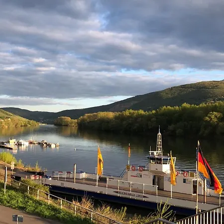 Rheinliebe Bistro Und 3*