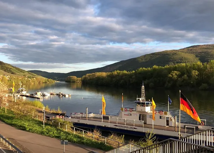 Vendégház Rheinliebe Bistro Und 3*