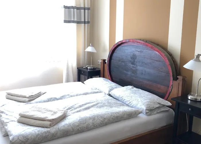 Vendégház Rheinliebe Bistro Und 3*