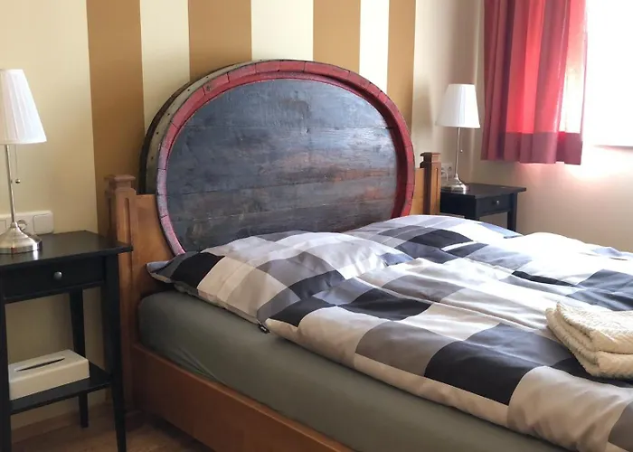 Rheinliebe Bistro Und Vendégház Lorch am Rhein