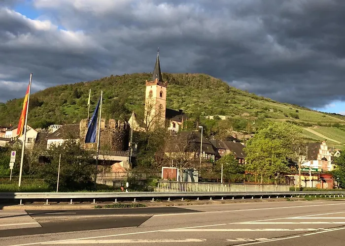 Rheinliebe Bistro Und Vendégház Lorch am Rhein